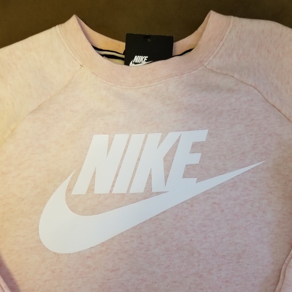 SOLD - Nike Sweatshirt - Picture 8 of 8